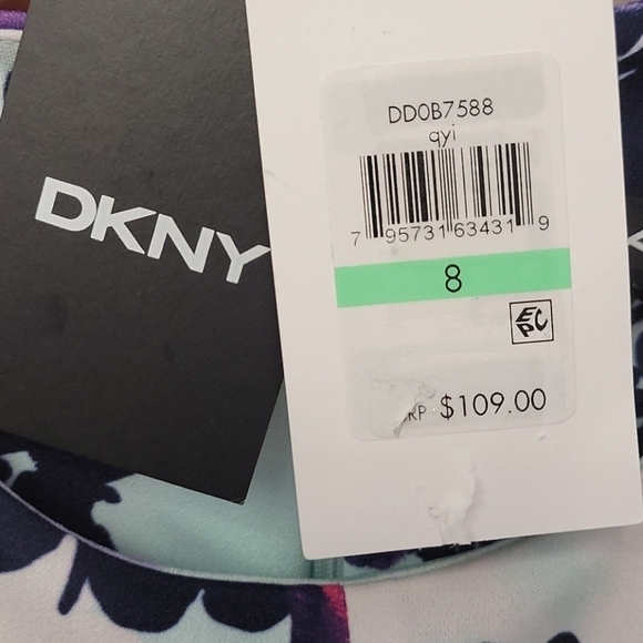 DKNY Floral fit and flare Sleeveless Dress Light Blue 8 - Picture 6 of 7